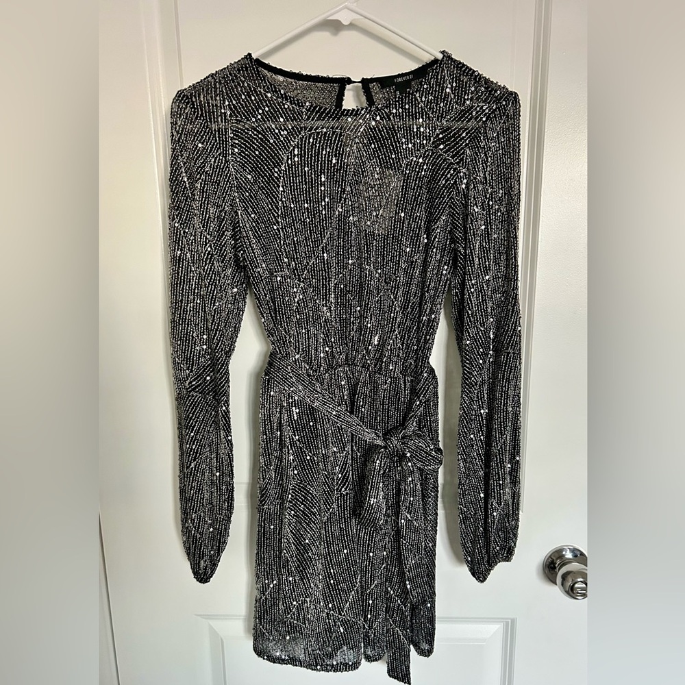 Forever 21 Black and Silver Long Sleeve Dress